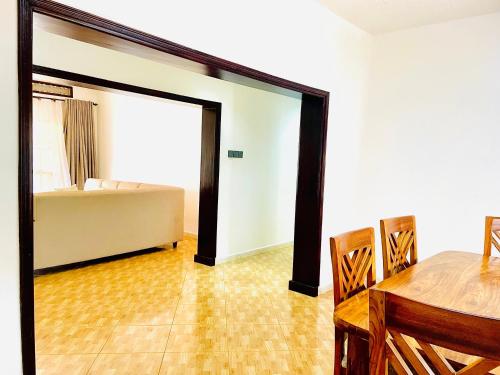 Ένα ή περισσότερα κρεβάτια σε δωμάτιο στο Marama Stays