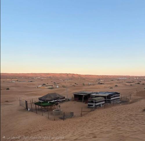 Příroda nedaleko luxury tent