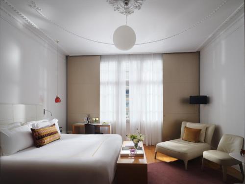 The Excelsior - Small Luxury Hotels of the World — Photo of the whole room
