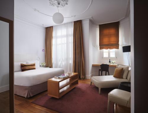 The Excelsior - Small Luxury Hotels of the World — Photo of the whole room