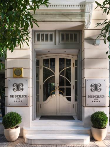 The Excelsior - Small Luxury Hotels of the World — Facade/entrance