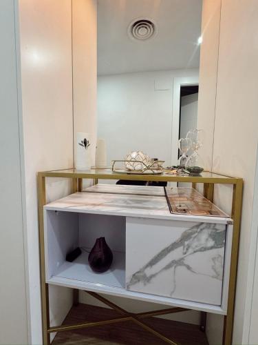 Φωτογραφία από το άλμπουμ του Luxury Apartment Center Granada, Parking Free στη Γρανάδα