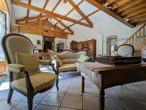 Afbeelding uit fotogalerij van Chambre d'hôtes à Vousse in Retournac