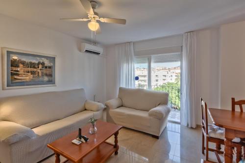 Apartamentos Miguel Angel