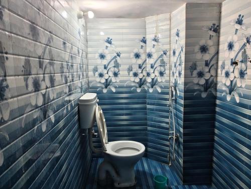 Ένα μπάνιο στο Sai Guest House