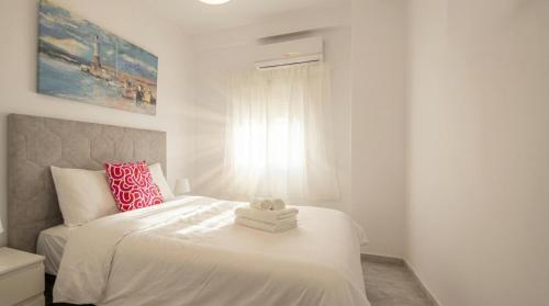 3 bedroom apartment in the heart of Triana