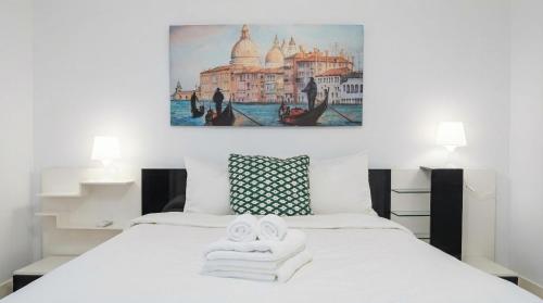 3 bedroom apartment in the heart of Triana