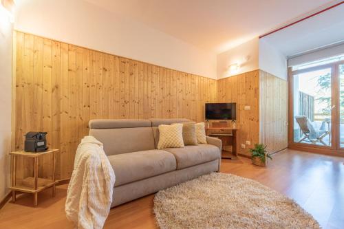 Et tv og/eller underholdning på Alpine Terrace Apartment - Grand Maison