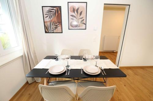 New City Center Apt with Private Entry & Parking