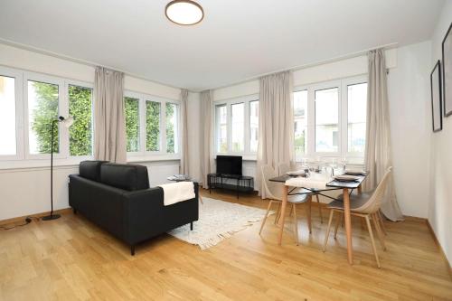 New City Center Apt with Private Entry & Parking