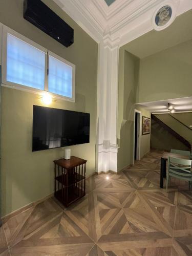 Suite 57