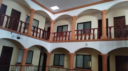 an example of a building with balconies at Ch Aeropuerto Cuernavaca in Temixco