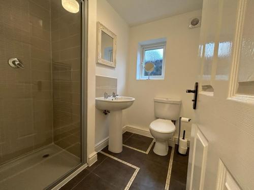 Koupelna v ubytování Lovely refurbished apartments, Morecambe Promenade