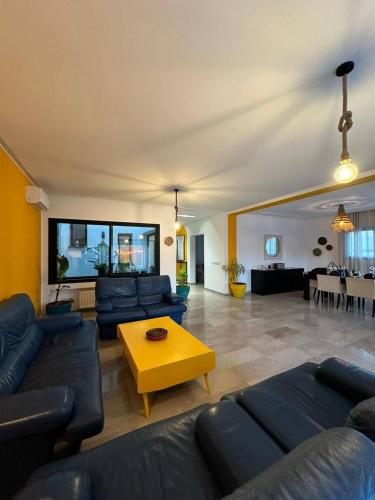 Χώρος καθιστικού στο Your Oasis of Tranquility