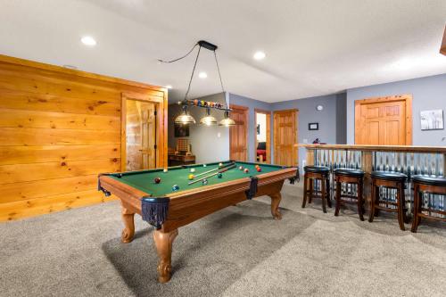 4BD for 10 in Wears Valley w Views & Hot tub photo 24