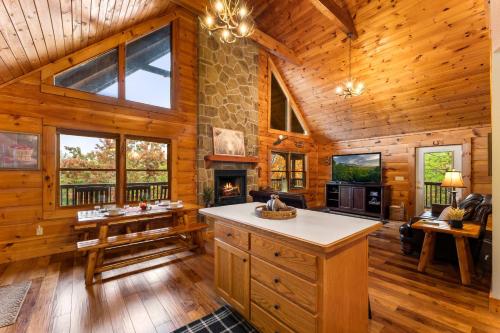 4BD for 10 in Wears Valley w Views & Hot tub photo 10