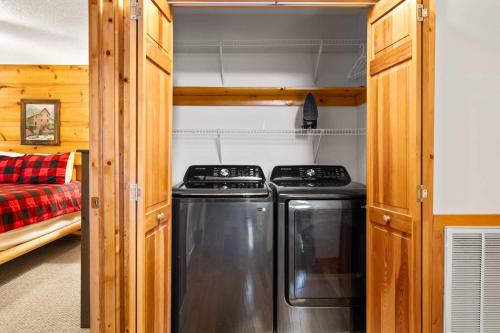 4BD for 10 in Wears Valley w Views & Hot tub photo 15