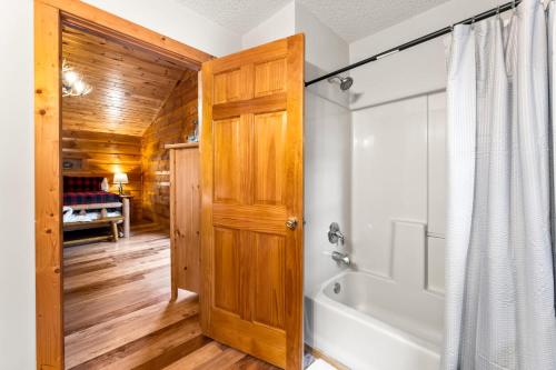4BD for 10 in Wears Valley w Views & Hot tub photo 23