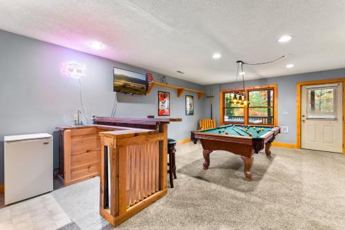 4BD for 10 in Wears Valley w Views & Hot tub photo 26