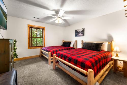 4BD for 10 in Wears Valley w Views & Hot tub photo 31