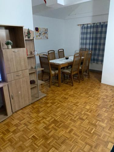 Η κουζίνα ή μικρή κουζίνα στο Vista Dubica