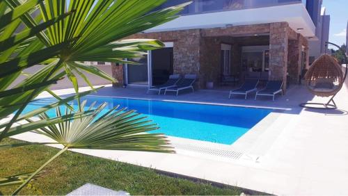 Bazén v ubytování Falcone Resident nebo v jeho okolí