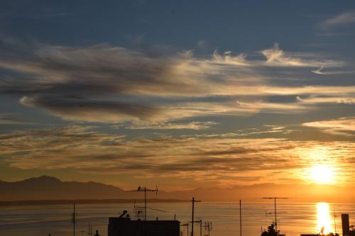 Lux, Seaview, Parking, Panorama - TheAretsouPlace, 1G WiFi, Cosmote TV