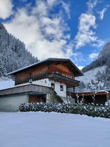Apartment Wandegg im Bergsteigerdorf Ginzling Mayrhofen