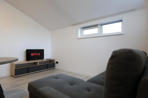 RentHouse ApartHotel Room #13