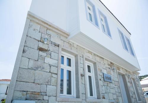 Το κτήριο όπου στεγάζεται  το ξενοδοχείο