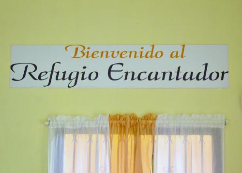 Πιστοποιητικό, βραβείο, πινακίδα ή έγγραφο που προβάλλεται στο Refugio Encantador