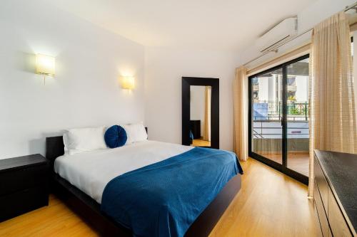 Marina Family Apartment - Pool & Garage