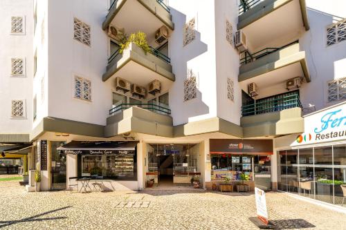 Marina Family Apartment - Pool & Garage