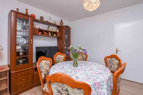 Apartments Milenka