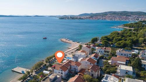 Apartments Ivan by the sea