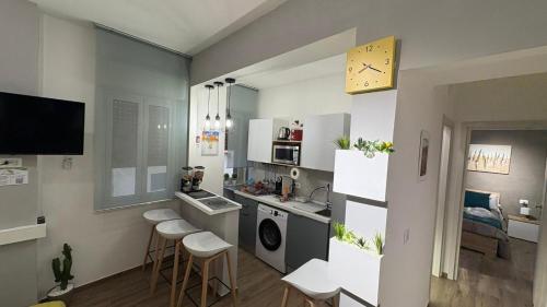 La Via di Mezzo 2 Apartments photo 23