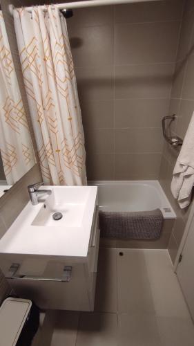 Ένα μπάνιο στο Sunset Arena Concón