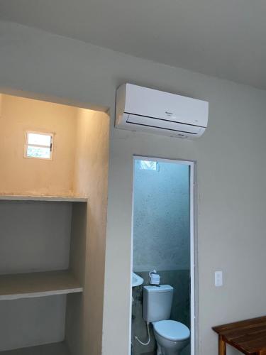 Koupelna v ubytování Aratu Pousada