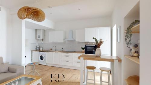 Η κουζίνα ή μικρή κουζίνα στο PETIT COCON maison cosy proche de la mer