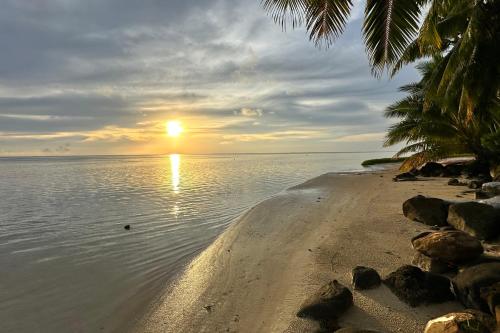 Fare Te Ava - 2br Private Beach Access