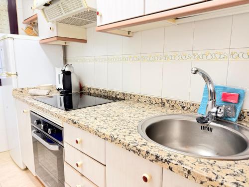 Nhà bếp/bếp nhỏ tại VUT Plaza Florida - Parking gratis