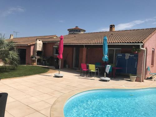House with pool near Nîmes , Peaceful haven
