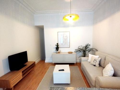 Elegant duplex, WiFi, Porto center