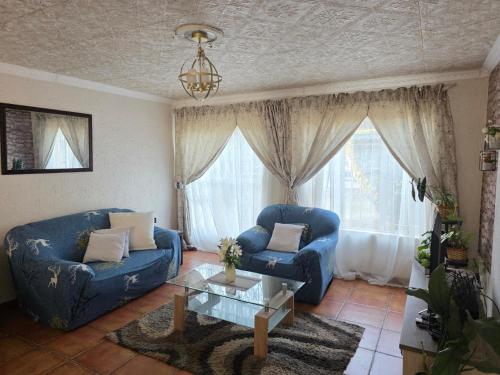 Et opholdsområde på The Urban Dessert "Comfort and Convenience Merged"