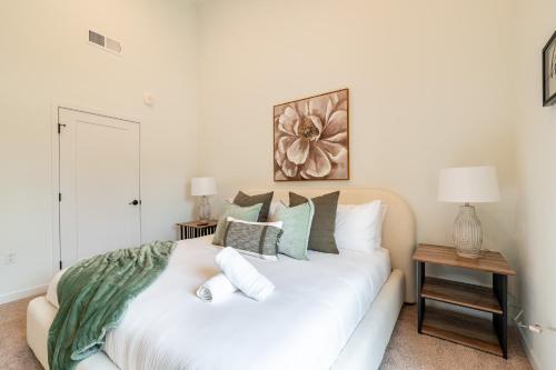 Ένα ή περισσότερα κρεβάτια σε δωμάτιο στο The Village