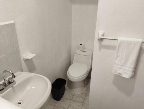 Ένα μπάνιο στο Cómoda Casa en el centro de Coatepec Veracruz