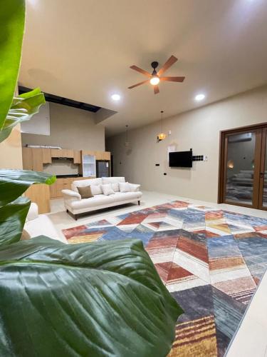 Thuraya chalet