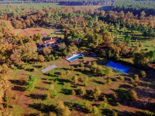 Domaine de Coursat avec piscine chauffée et services haut de gamme pour 16 personnes - FR-1-791-35