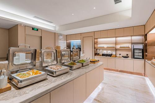 Jídlo v hotelu nebo okolí