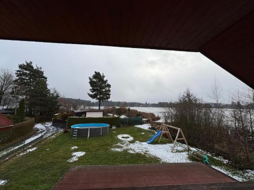 Φωτογραφία από το άλμπουμ του Chata Vlčí doupě- Karlovarský kraj σε Hroznětín